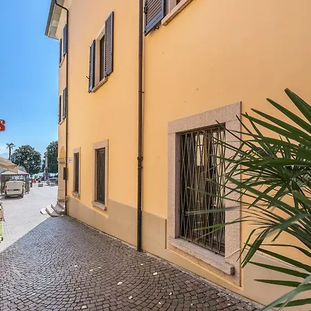 Apartment Nel Cuore Di 50 Mt From - Happy Baveno