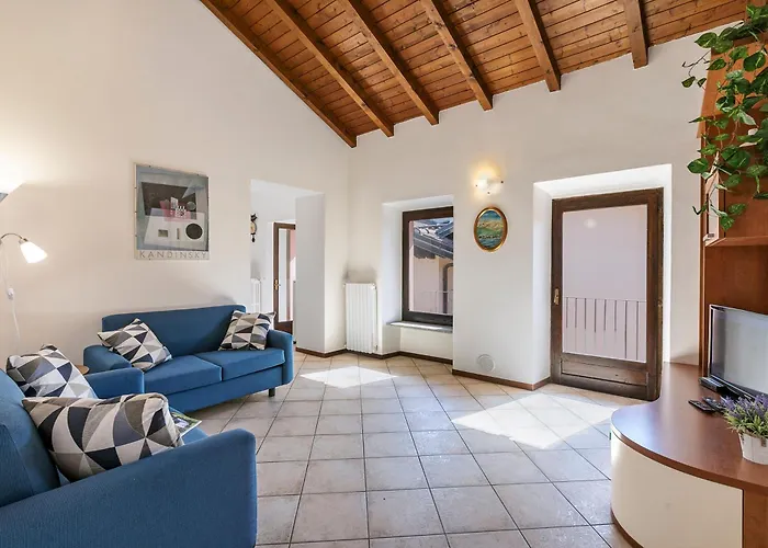 Nel Cuore Di 50m From - Happy Baveno