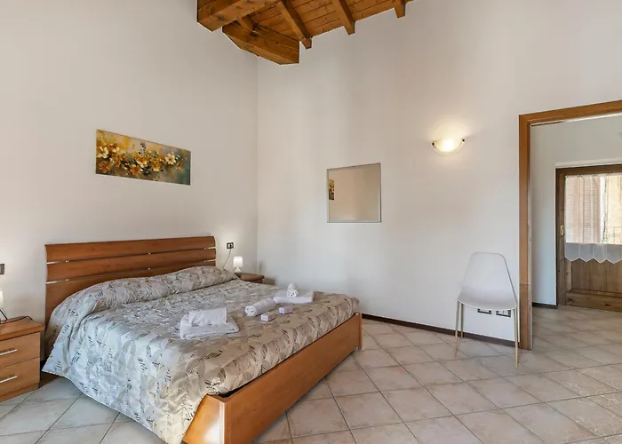 Nel Cuore Di 50m From - Happy *